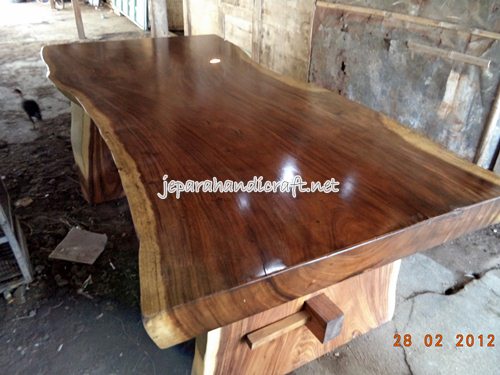 Best Seller Meja  Makan  Trembesi  Solid Wood 2X1 Meter Murah